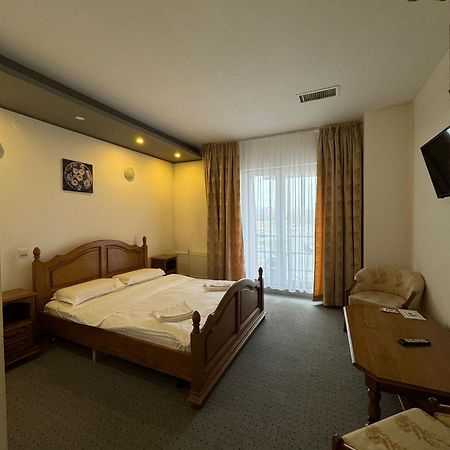 Hotel Vestem Ngoại thất bức ảnh
