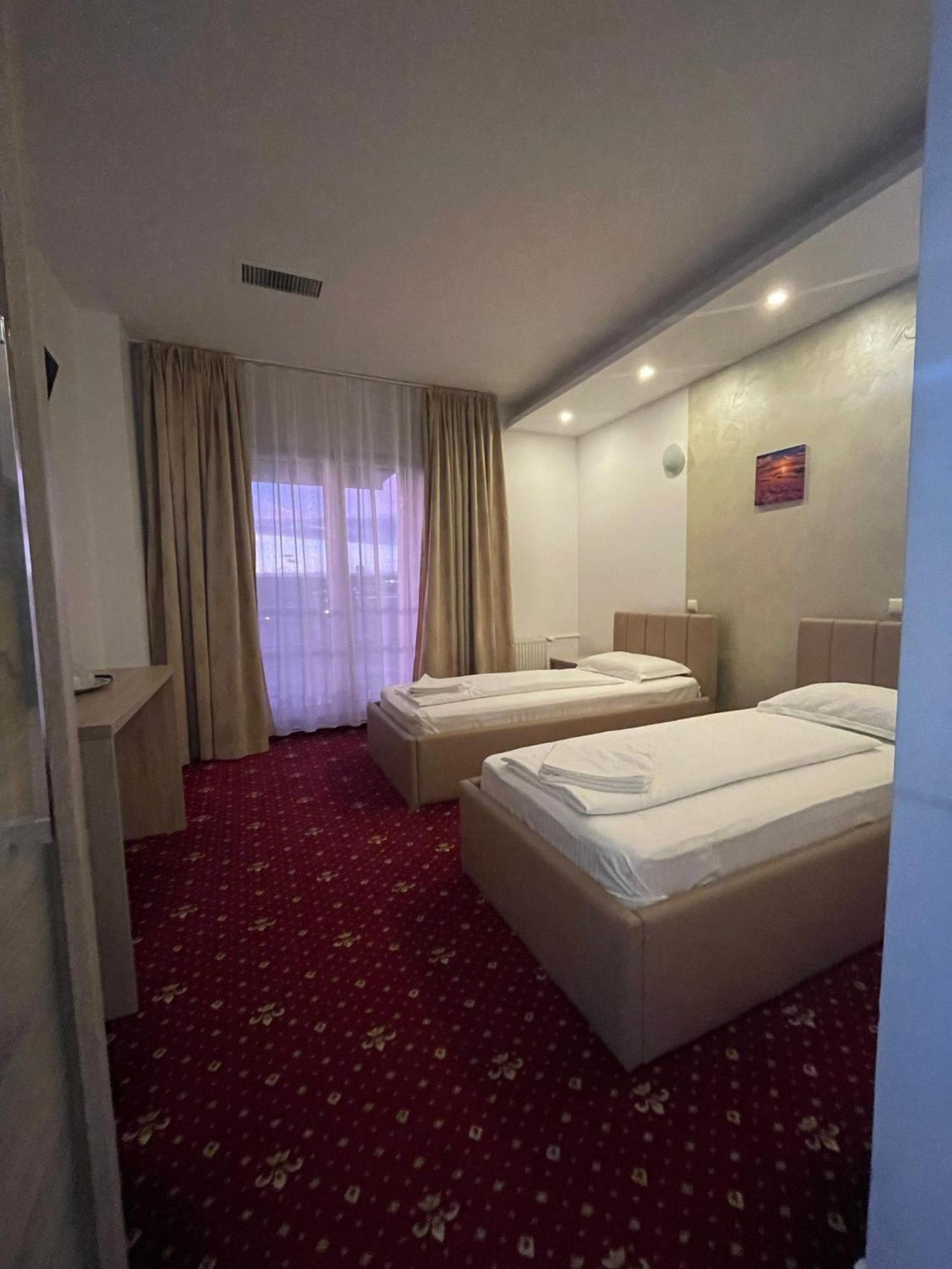 Hotel Vestem Ngoại thất bức ảnh