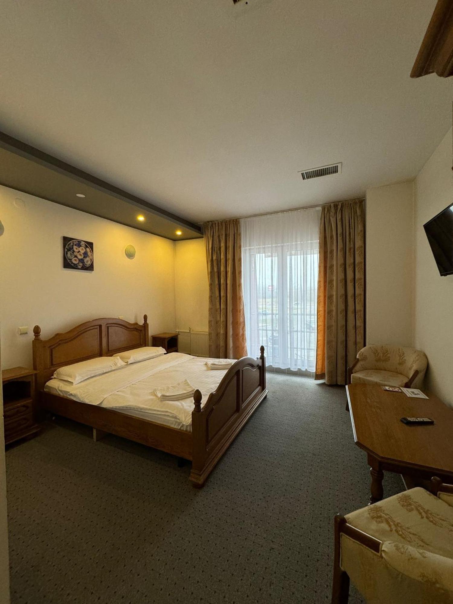 Hotel Vestem Ngoại thất bức ảnh