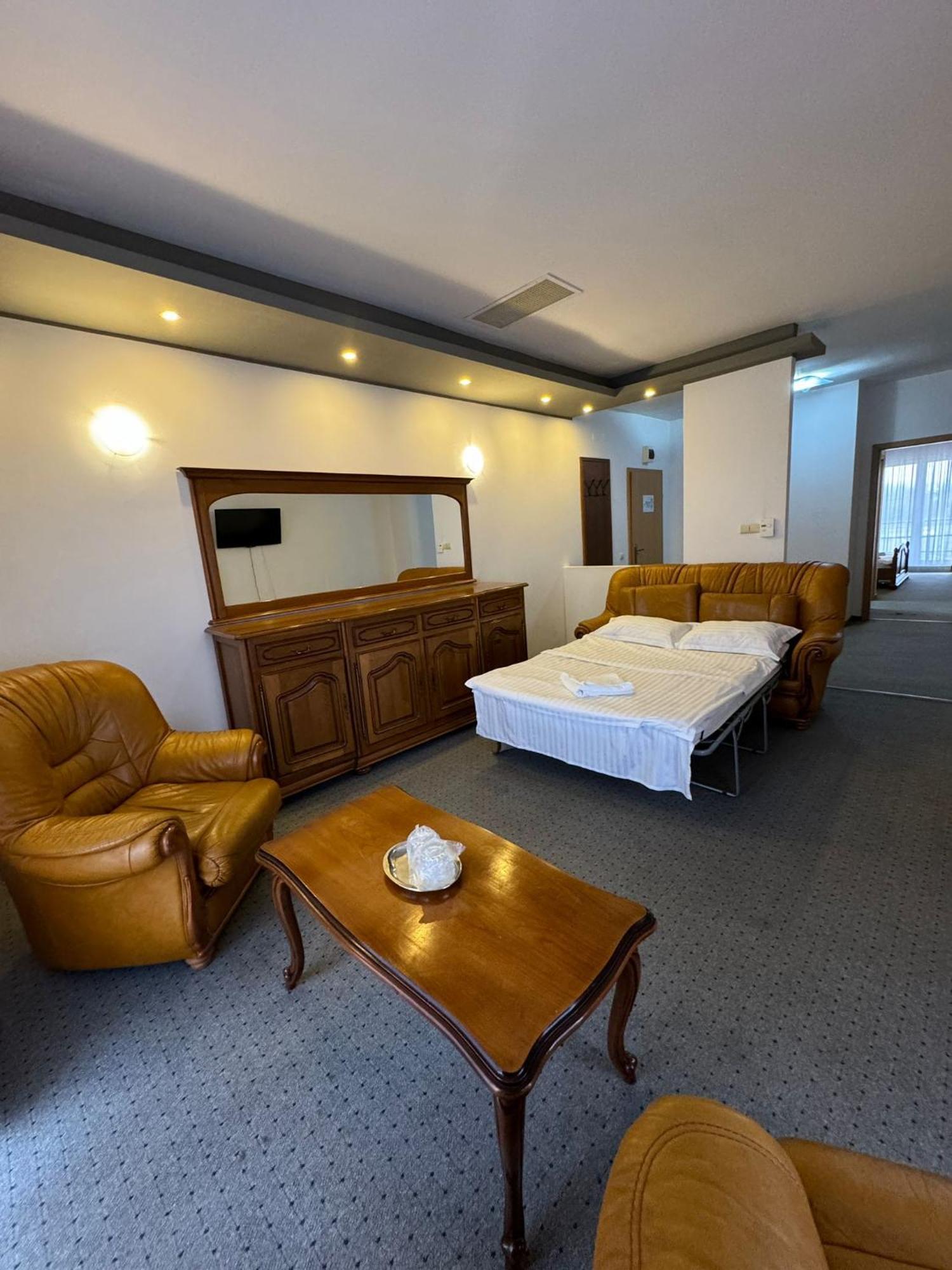 Hotel Vestem Ngoại thất bức ảnh