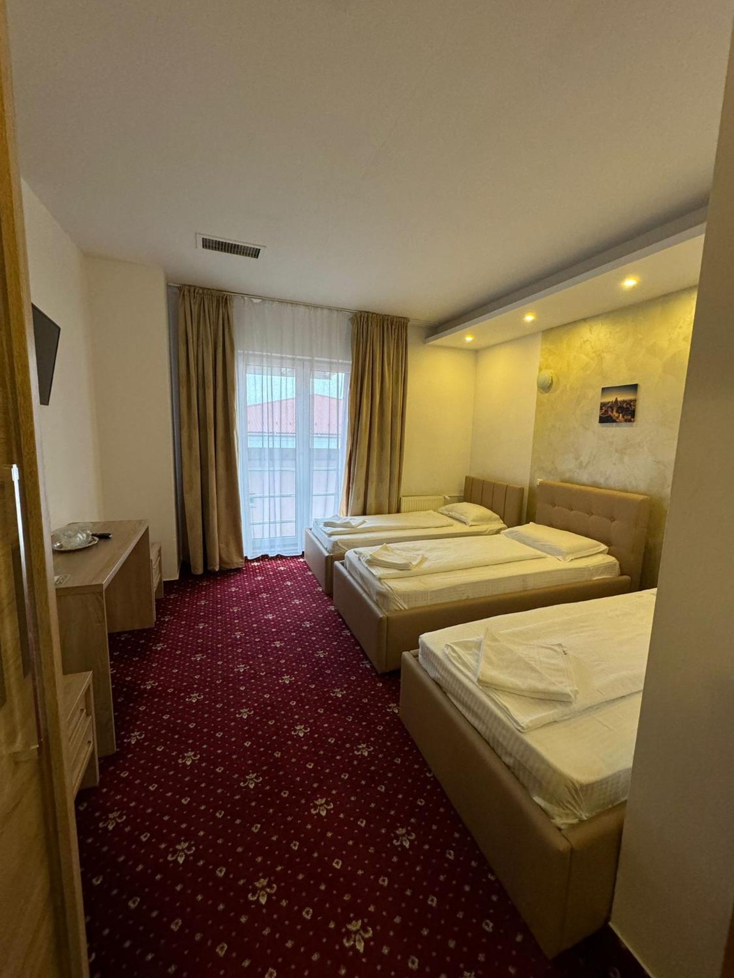 Hotel Vestem Ngoại thất bức ảnh